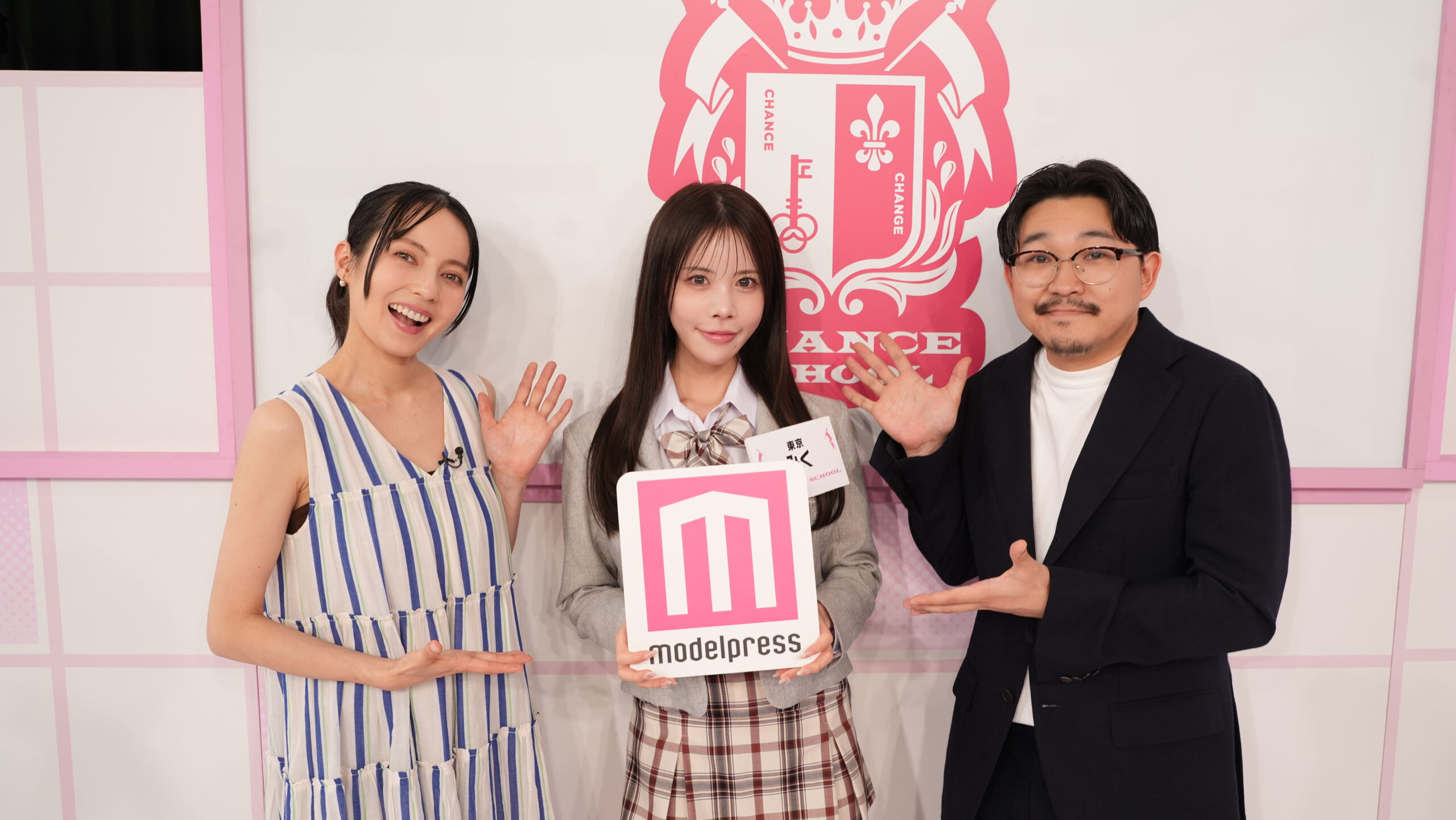 “クールビューティー×ガラスの心がギャップ”キャバ嬢・みく、1日7時間いるほどのシーシャ好き スイーツ感覚・パスタ味…お気に入りフレーバーも紹介【モデルプレスインタビュー】