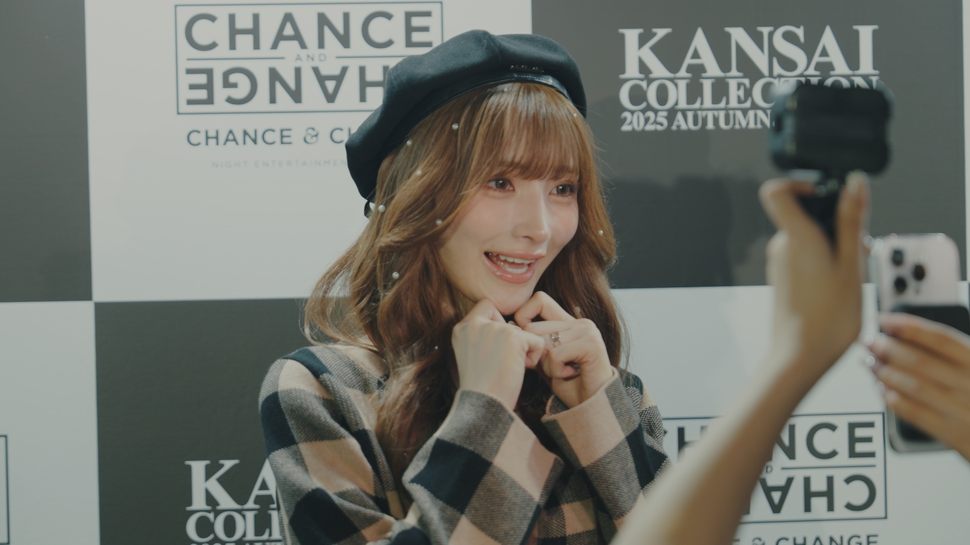 SNSでバズりまくるキャバ嬢・まみ「この仕事は強くならないとやっていけない」悪口を言われるのが当たり前の世界…悔しさバネに寝る間惜しんで努力【関コレ2025A/W】